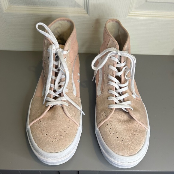 💗”Vans” Dusty Rose High Tops w/ Platform Sole Size 11.5 Women’s 10 Men’s - Picture 1 of 13
